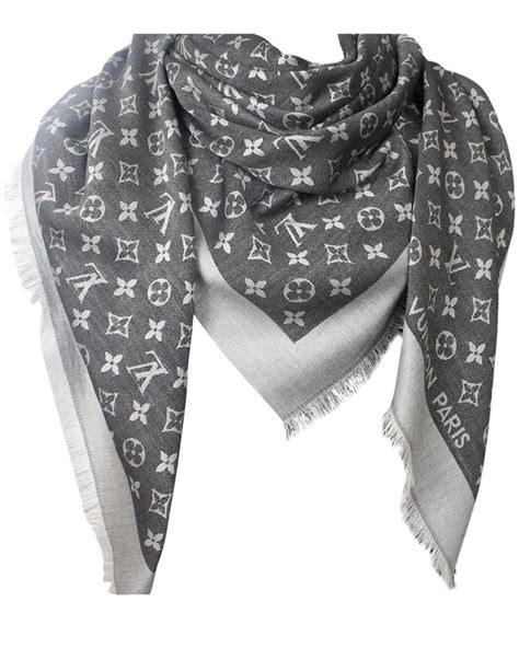 louis vuitton pashmina.